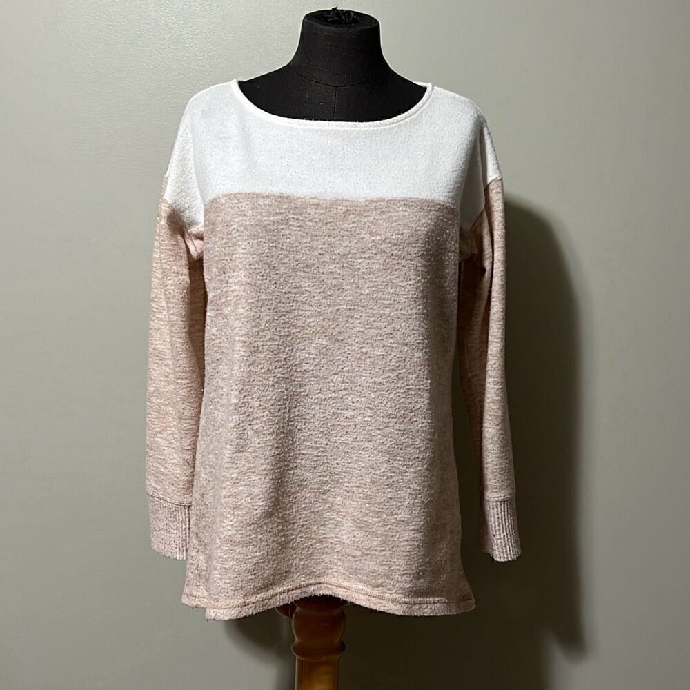 Liz Claiborne Women's Beige White Colorblock Long Sleeve Pullover Sweater - Picture 1 of 5